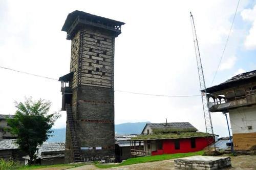 Банджар: Sharda Resort-Tirthan Valley