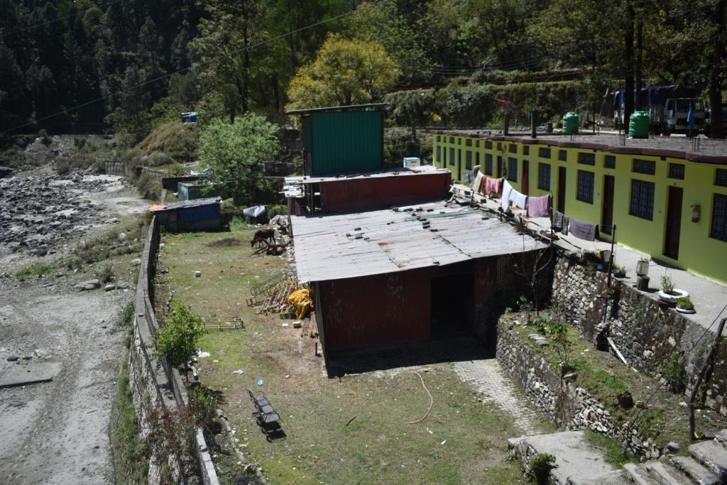 Уттаркаши: Ganga darshan guest house Gangotri road Uttarkashi