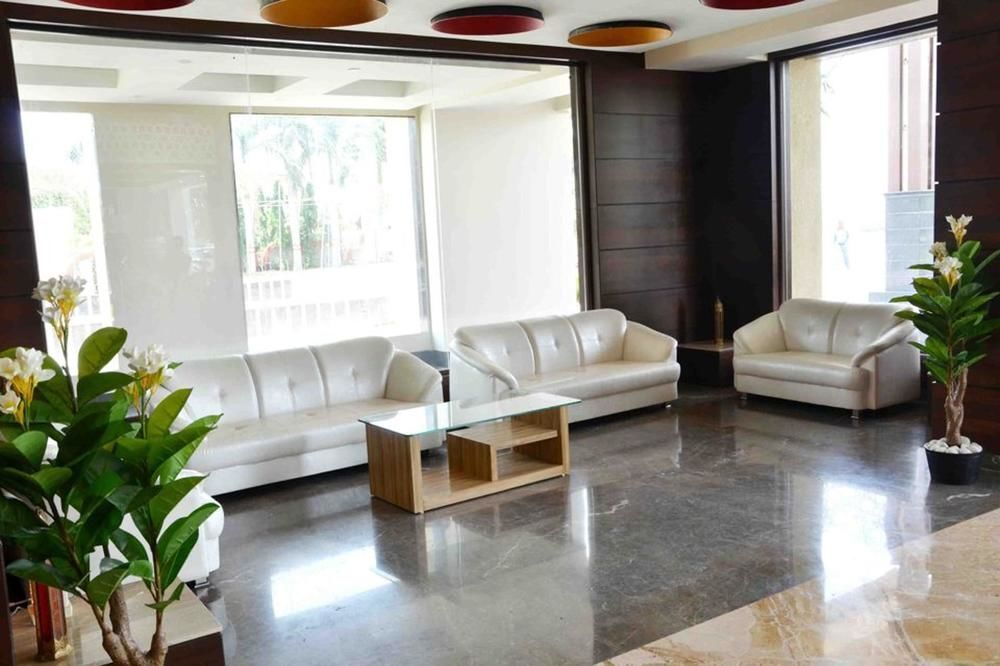 Удджайн: Meghdoot Hotel & Resort