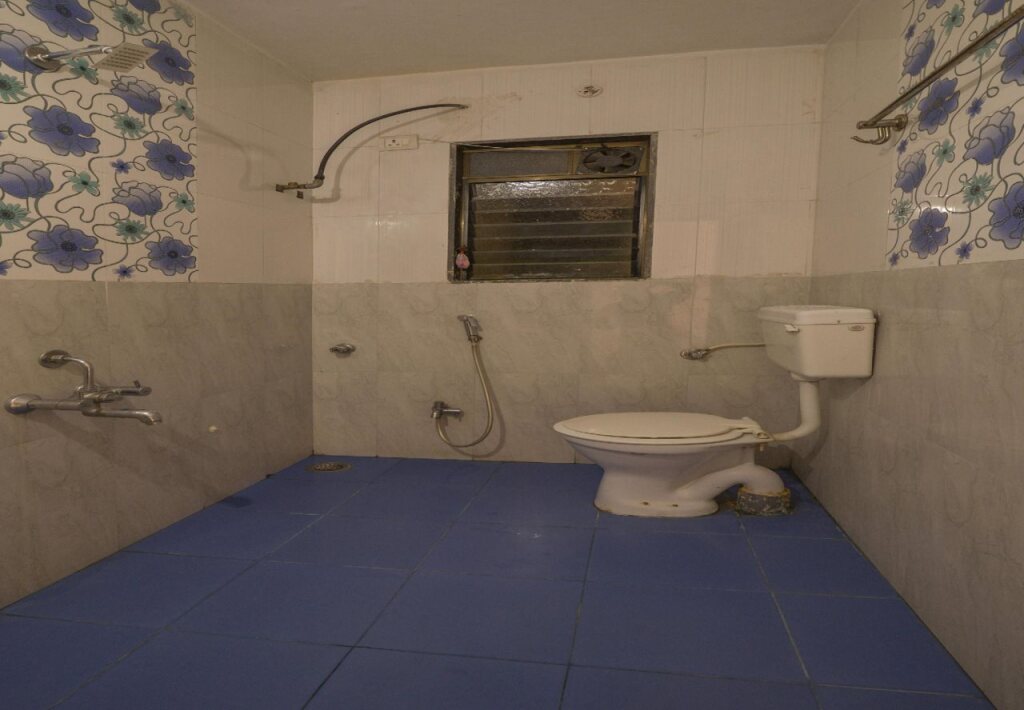 Лонавала: Hotel Om Palace by OYO Rooms