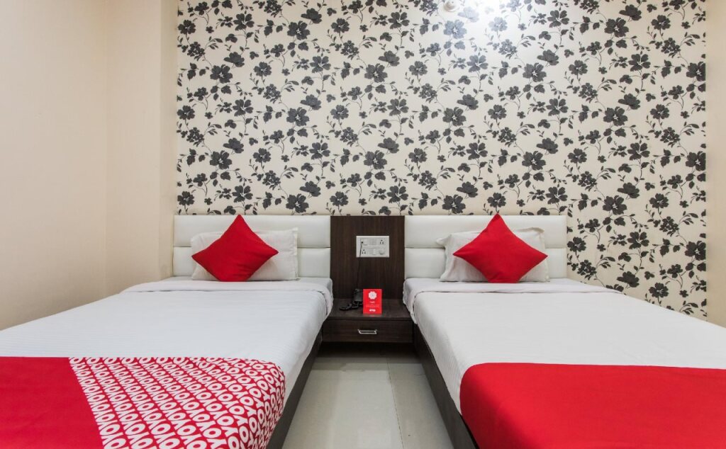 Удджайн: Aaradhy Hotel