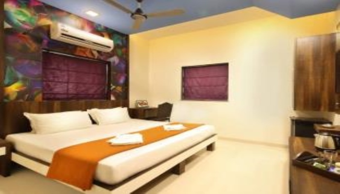 Лонавала: Hotel Lonavala