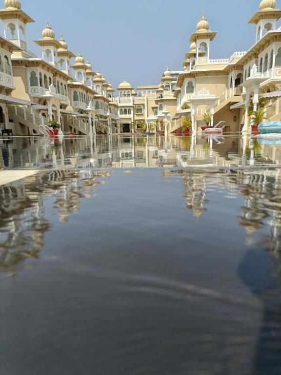 Лонавала: Hotel Gautam