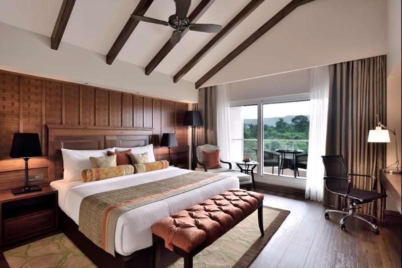 Хандала: Radisson Blu Resort & Spa Karjat