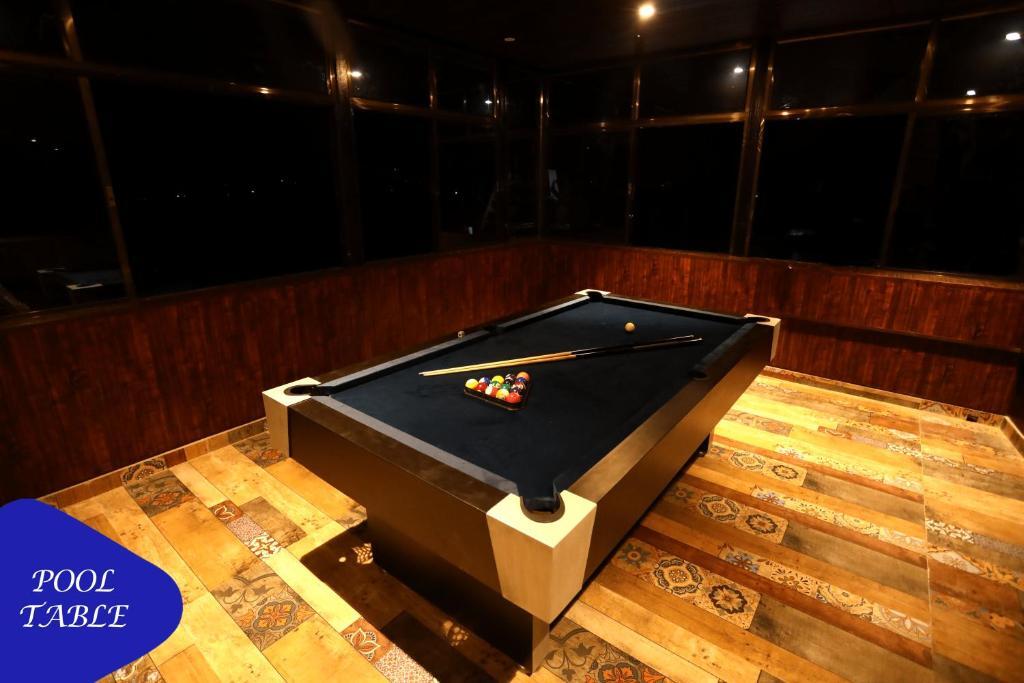 Лонавала: Royal Twin - 12BHK Luxury Villa by Royal Villa's Lonavla