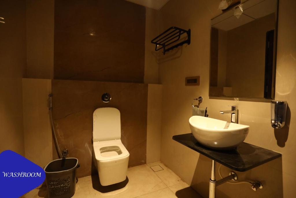 Лонавала: Royal Twin - 12BHK Luxury Villa by Royal Villa's Lonavla