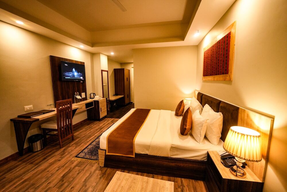 Кангра: HOtel Square One by D'Polo Dharamshala