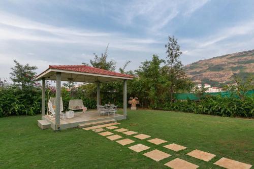 Лонавала: Breeze in the Hills 3BHK Luxury Pool Villa