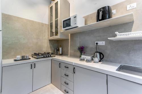 Лонавала: Breeze in the Hills 3BHK Luxury Pool Villa