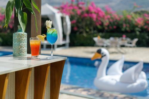 Лонавала: Breeze in the Hills 3BHK Luxury Pool Villa