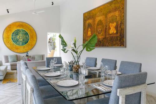 Лонавала: Breeze in the Hills 3BHK Luxury Pool Villa