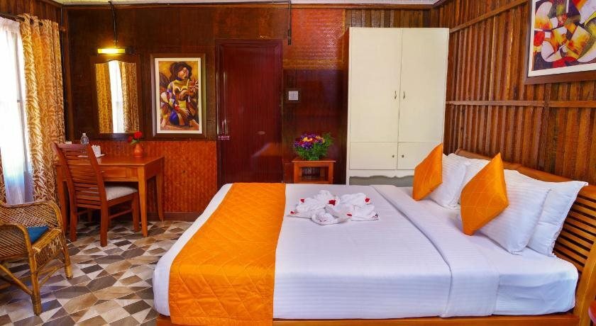 Варкала: Krishnatheeram Ayur Holy Beach Resorts