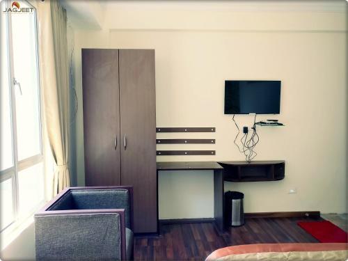 Пеллинг: Hotel hill retreat