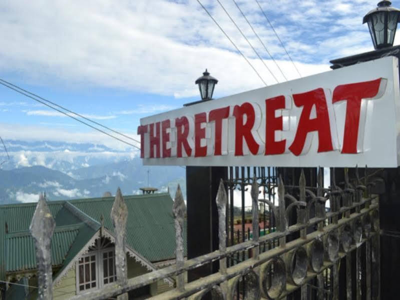 Пеллинг: Hotel hill retreat