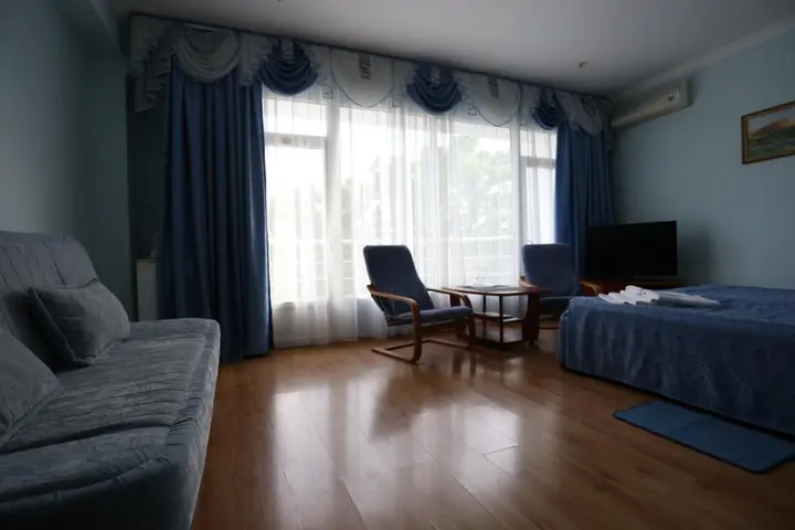 Алупка: РоЯлта