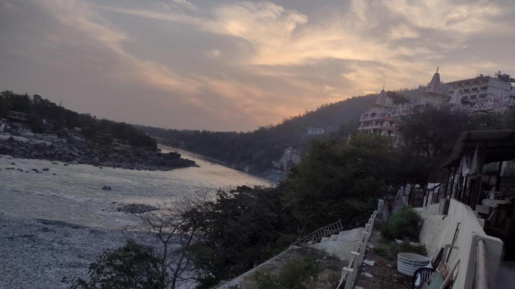 Ришикеш: Ganga view cottage