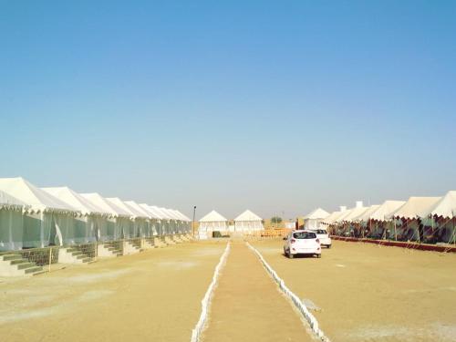 Каной: Melody Moon Desert Camp