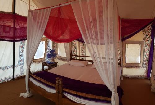 Каной: Melody Moon Desert Camp