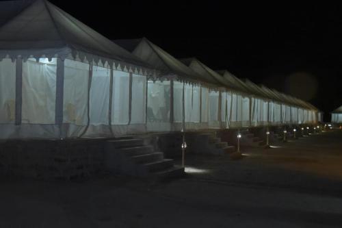 Каной: Melody Moon Desert Camp