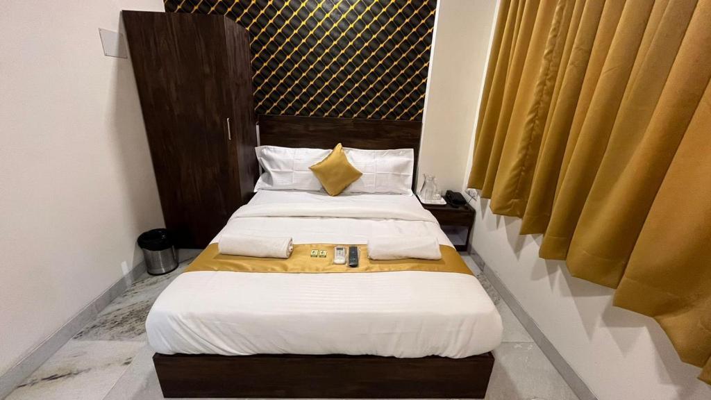 Мумбаи: Hotel Plaza Rooms - Prabhadevi Dadar