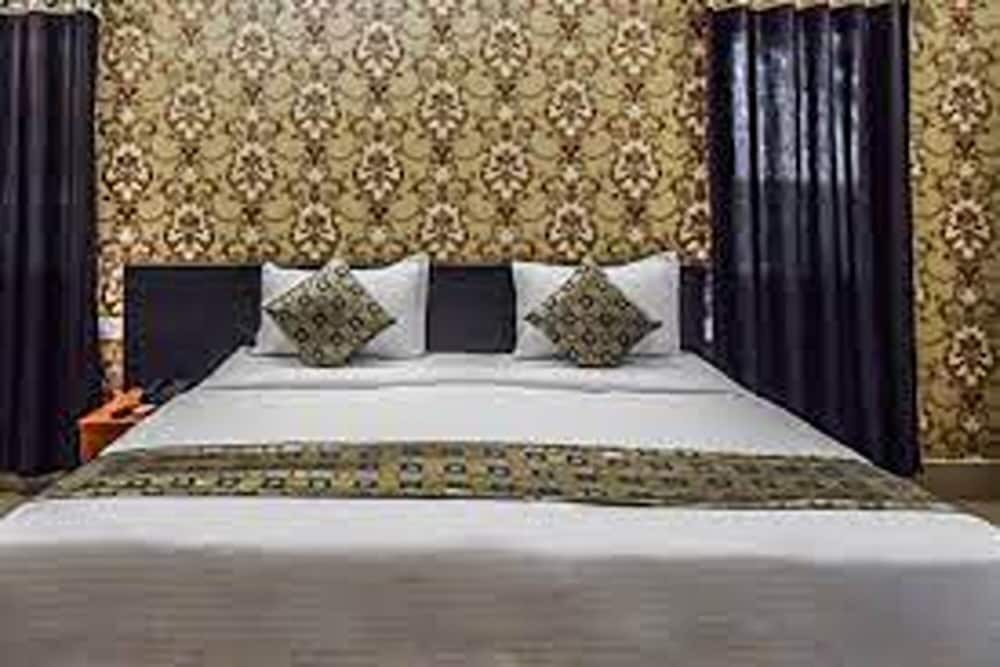 Удаипур: Hotel 24 Carrat