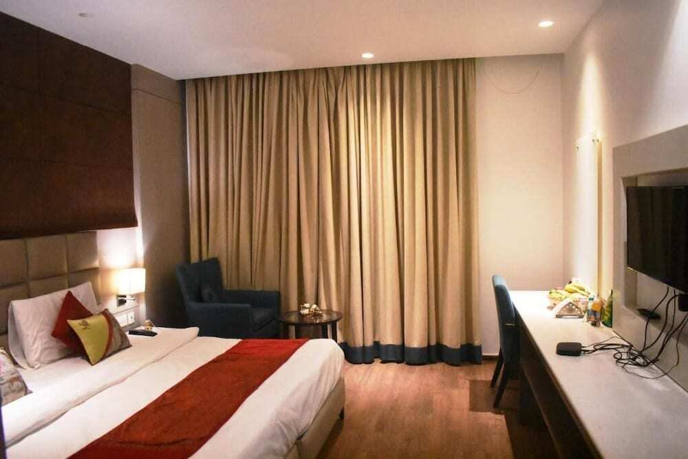 Нью-Дели: Lemonwood Suites