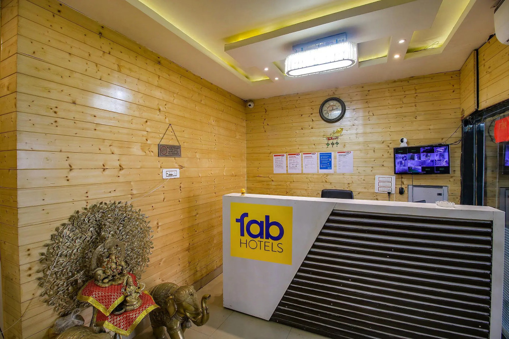 Бхопал: Fabexpress Happy Stay