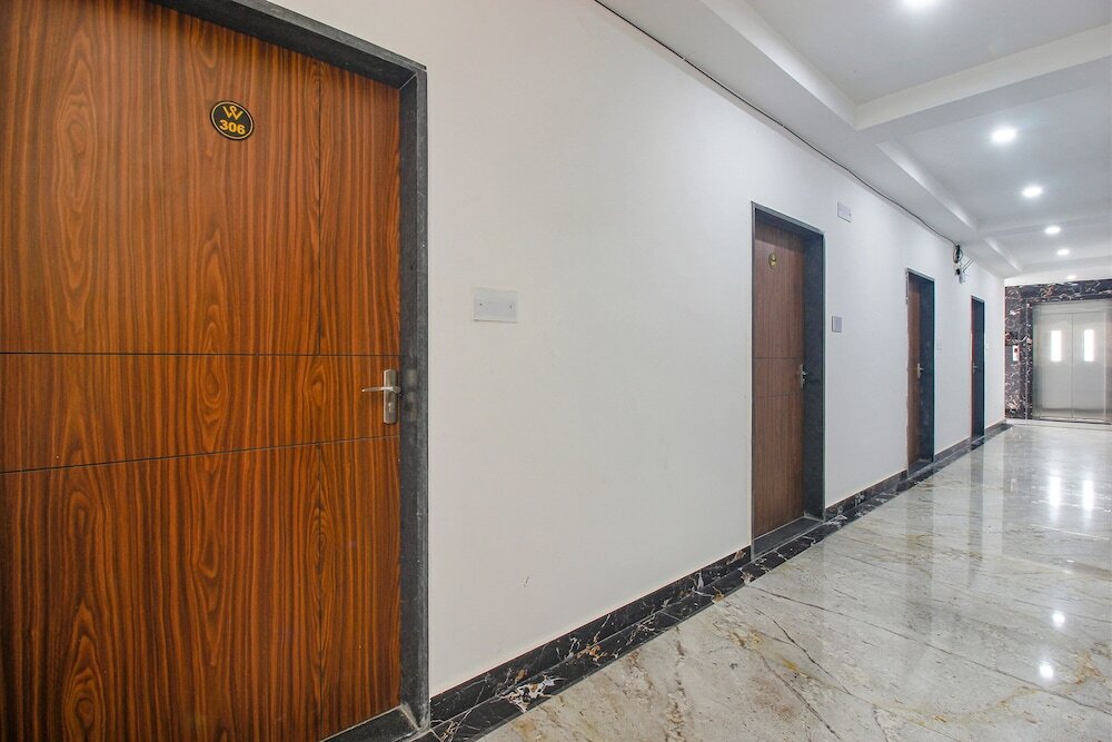 Хидерабад: Fabhotel W Grand Suites
