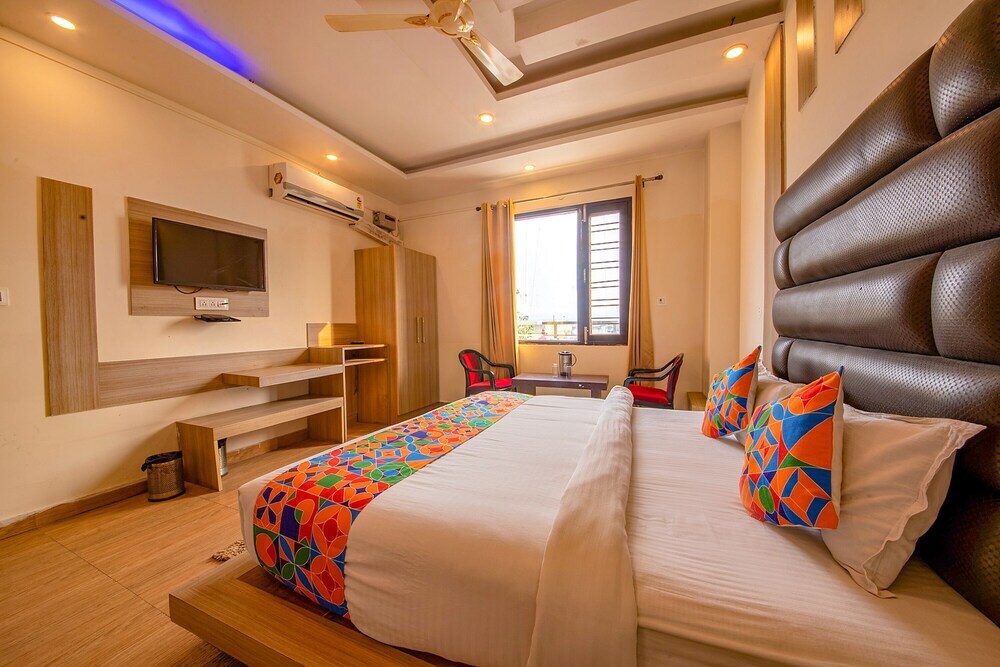 Дехрадун: Fabhotel As Residency