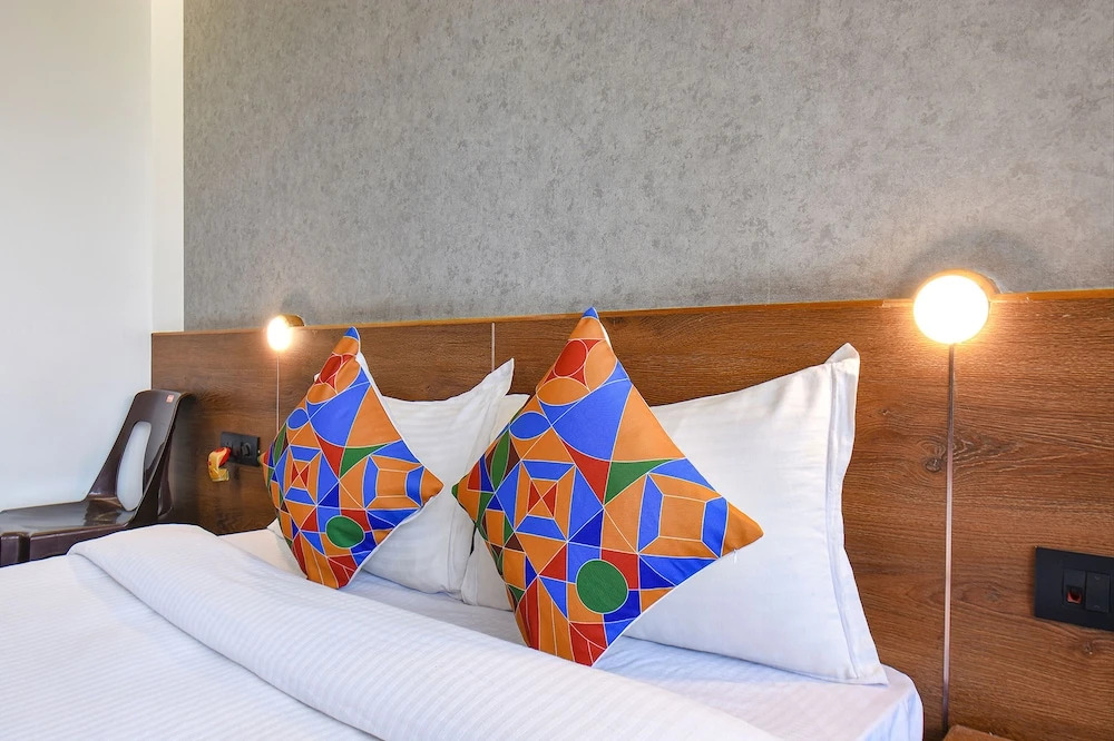Вакад: Fabhotel Brown Inn