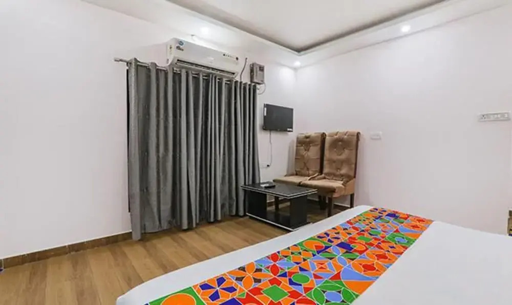 Джуси: Fabhotel Prayag Deep
