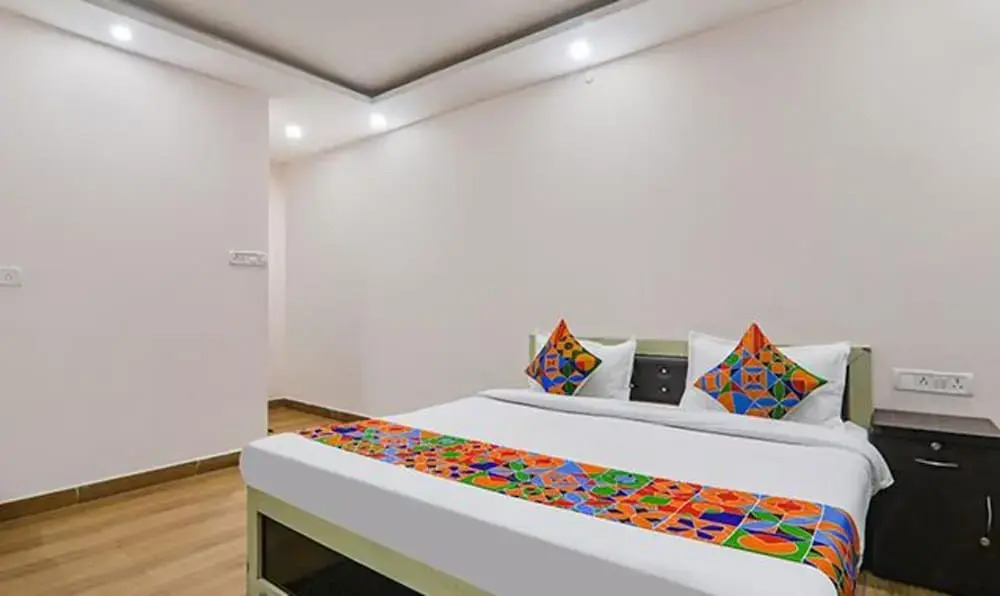 Джуси: Fabhotel Prayag Deep