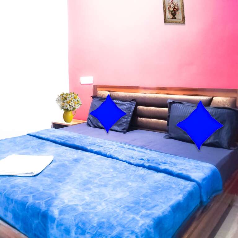 Газиабад: Roomshala 021 Hotel Joyous Inn
