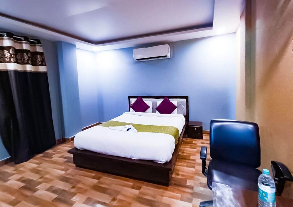 Нойда: Roomshala 039 Hotel Rk