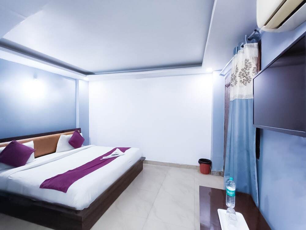 Нойда: Roomshala 039 Hotel Rk