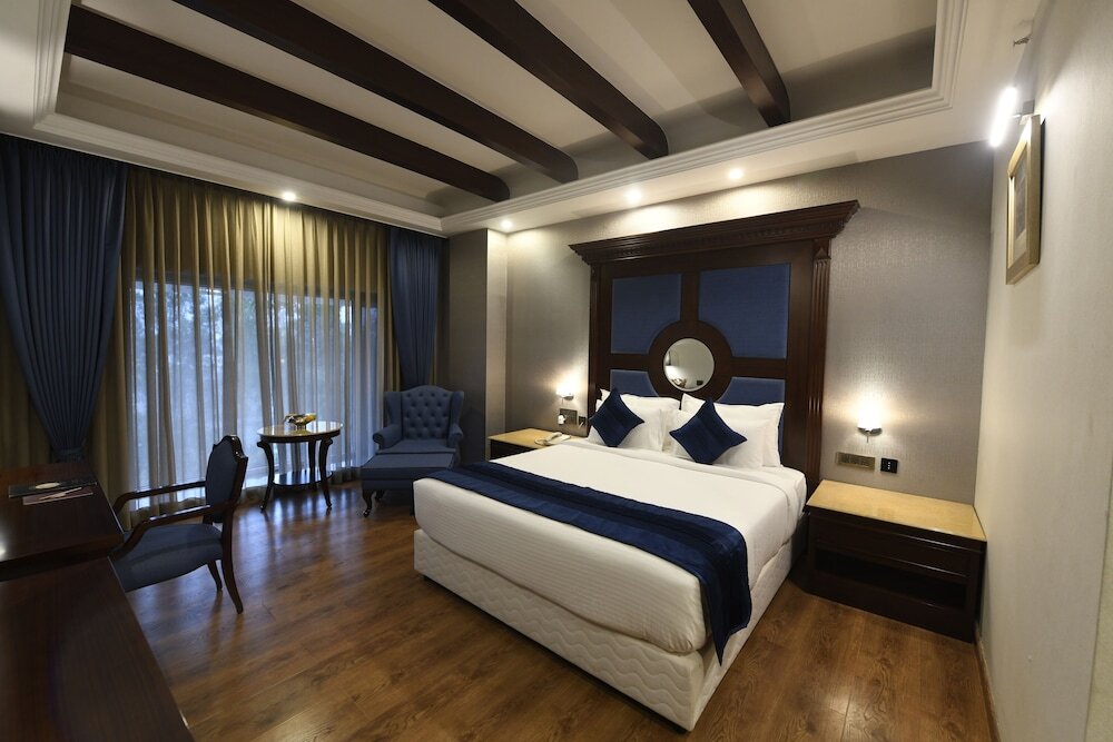 Райпур: Hotel Hukam's Lalit Mahal