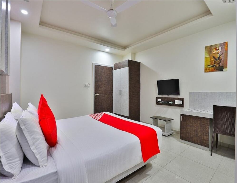 Дварка: The Sky Comfort - Hotel Parth Inn