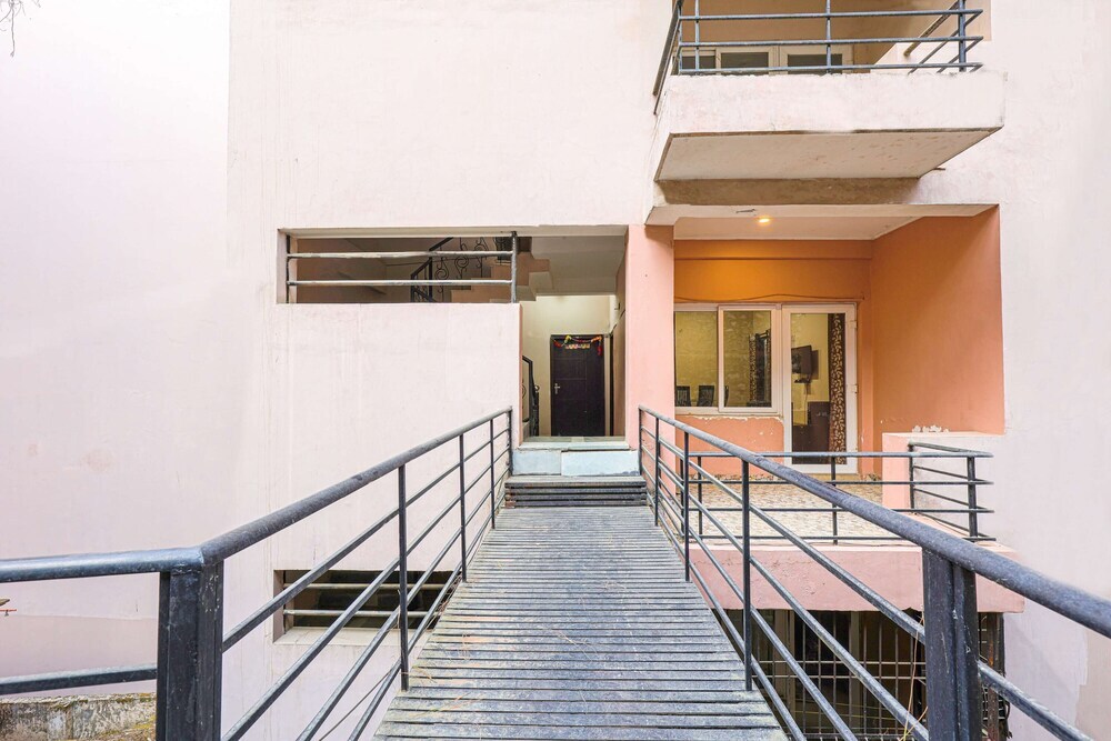 Наинитал: Iva 1 BHK by Dumnu Homes