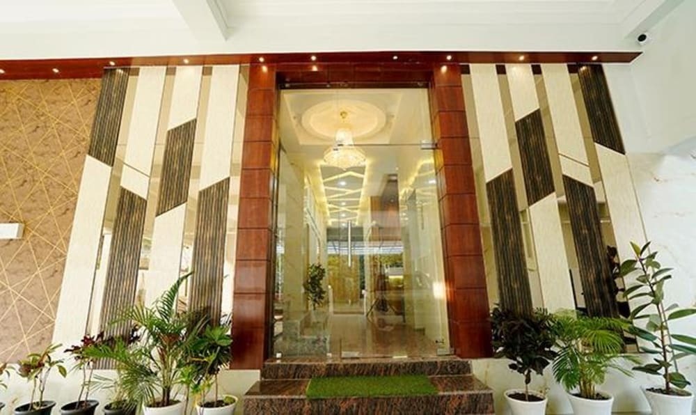 Гувахати: FabHotel Prime Royal Inn