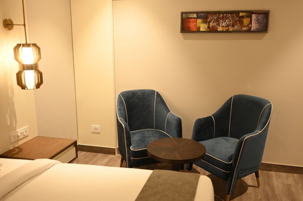 Лудхиана: Hotel Apricia