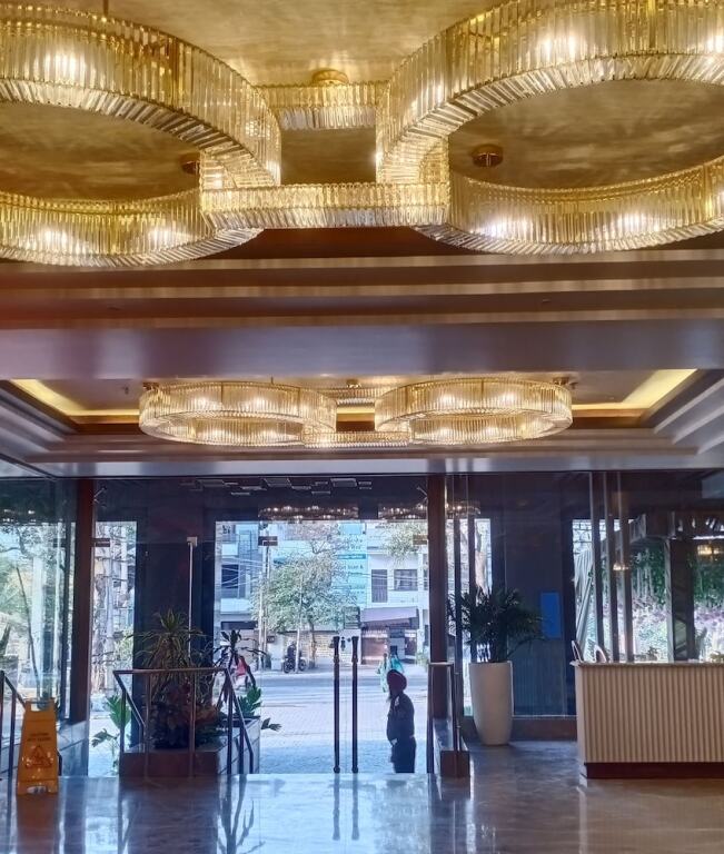 Лудхиана: Hotel Apricia