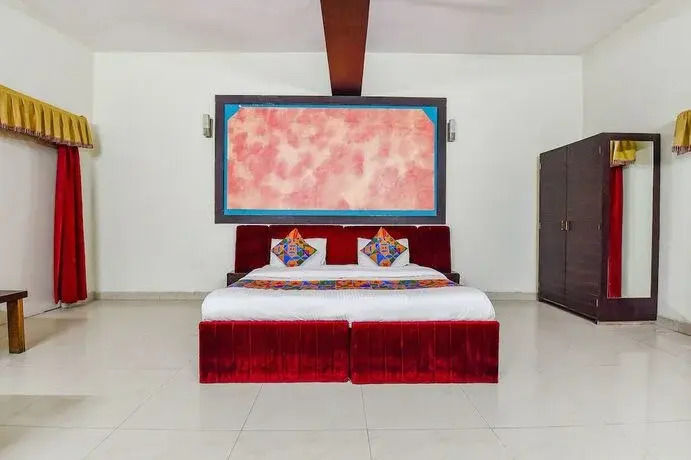 Кота: Fabhotel Prime Surpin Palace