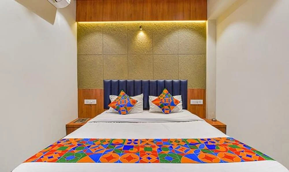 Сурат: Fabhotel Udhna Inn