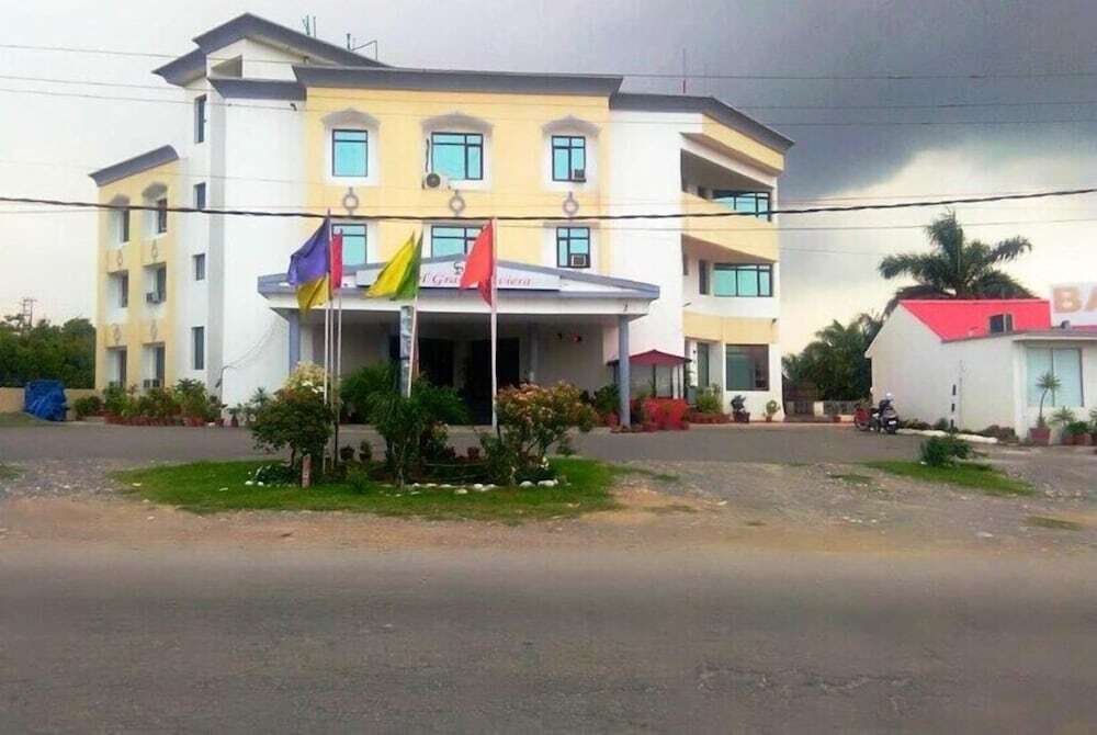 Паонта Сахиб: Hotel Grand Riviera