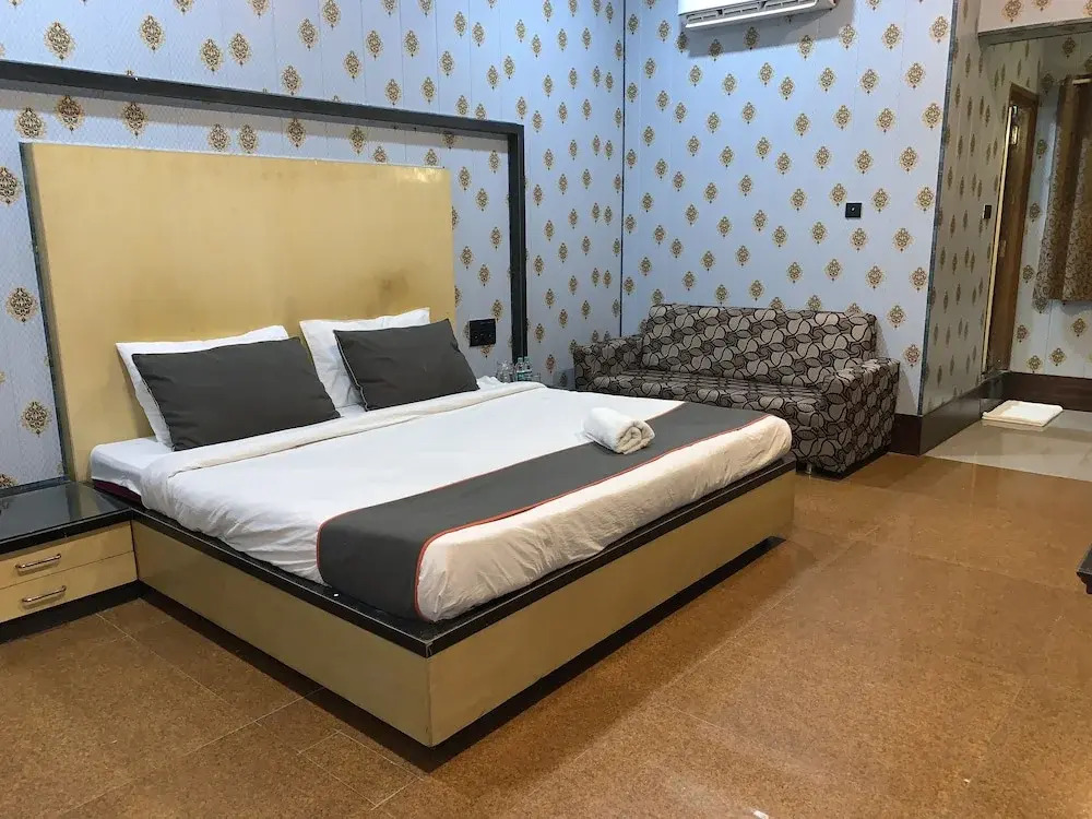 Нагпур: JK Rooms 148 Hotel Rahul Palace