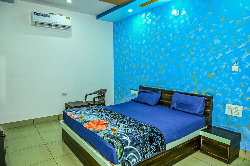 Биканер: Hotel Blues Inn