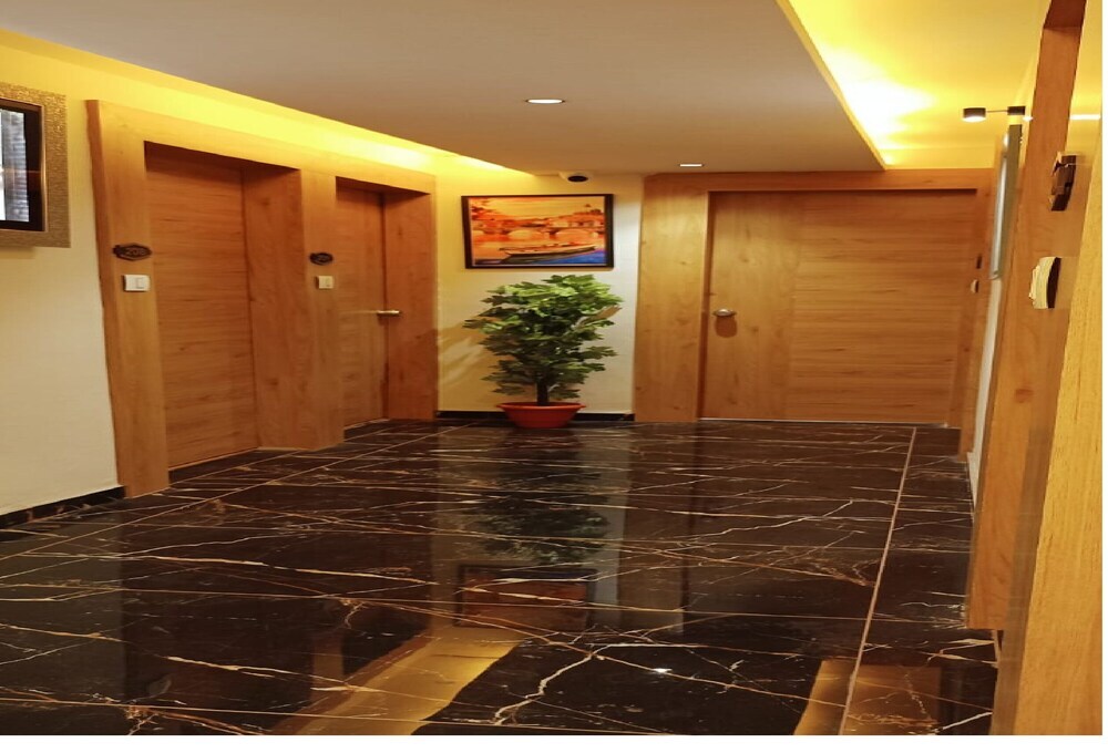Вадодара: Hotel MD