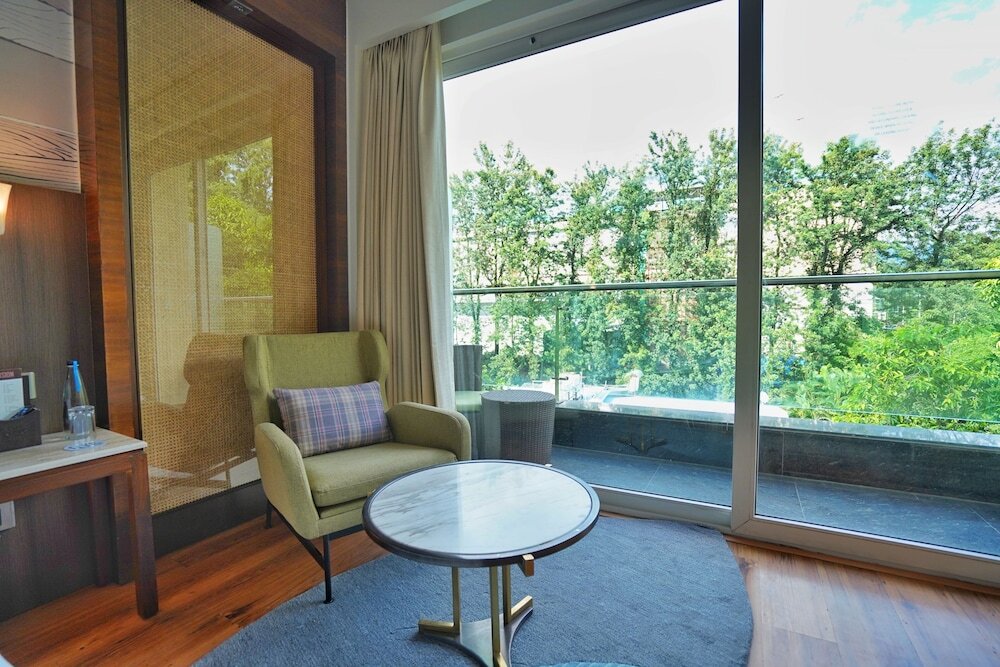 Дехрадун: Hyatt Centric Rajpur Road Dehradun