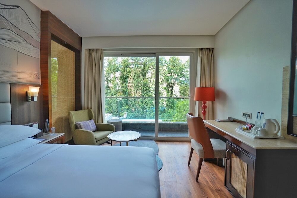Дехрадун: Hyatt Centric Rajpur Road Dehradun