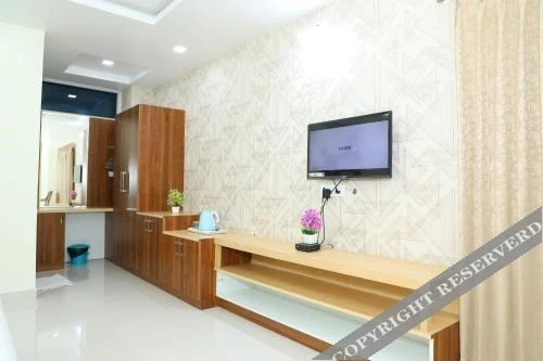 Бангалор: Hotel 8th Mile Suites